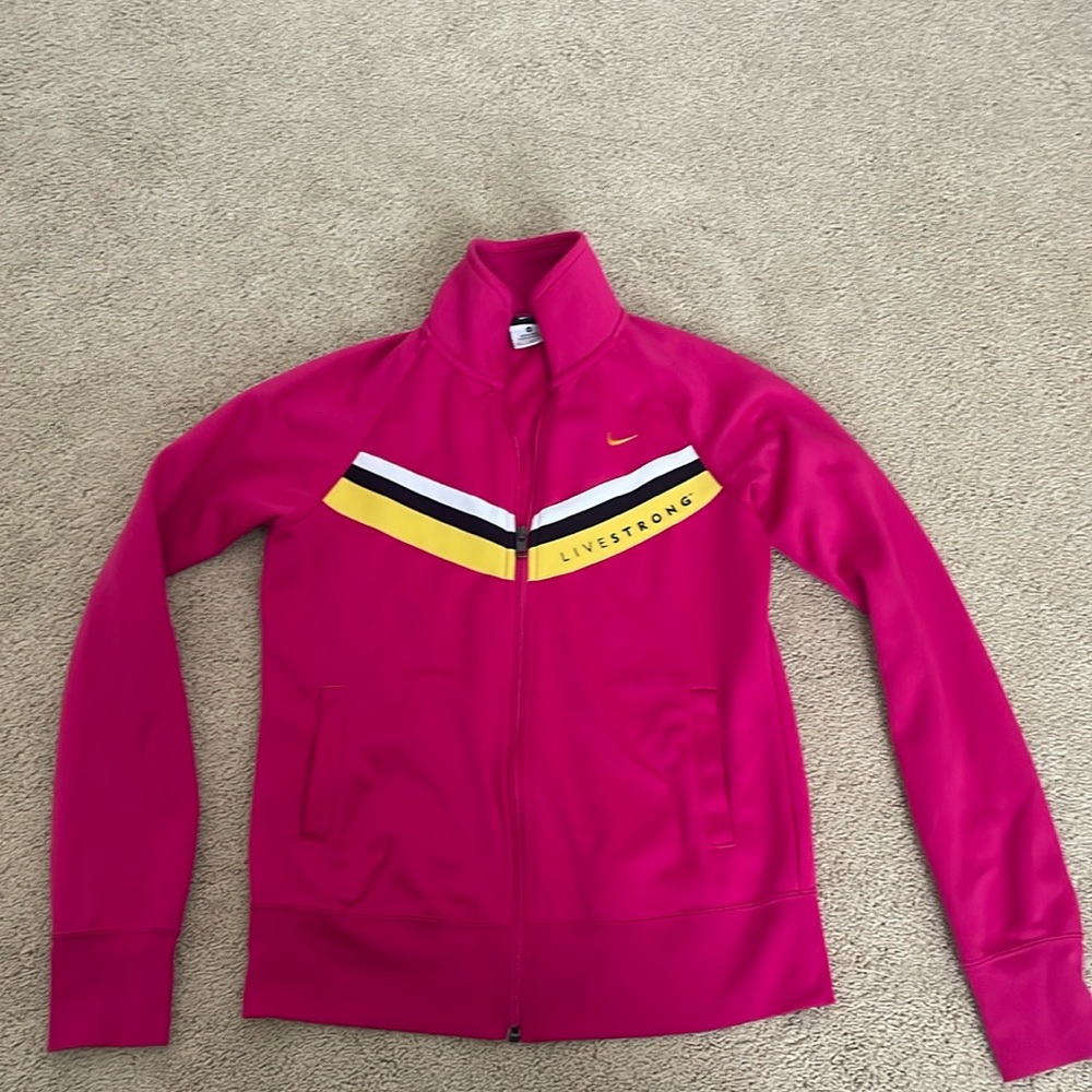Nike LiveStrong Vibrant Pink Magenta Track Jacket size Medium EUC